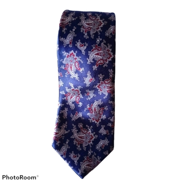 Oscar De La Renta Paisley Tie. - Picture 3 of 5